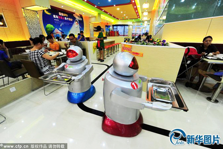 robot-restaurant-china-1