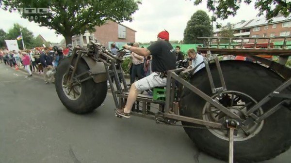 The German Man Used Scrap Steel and Tires From Old Fertilizer Spreader To Creates World’s Heaviest Bicycle_Image 0