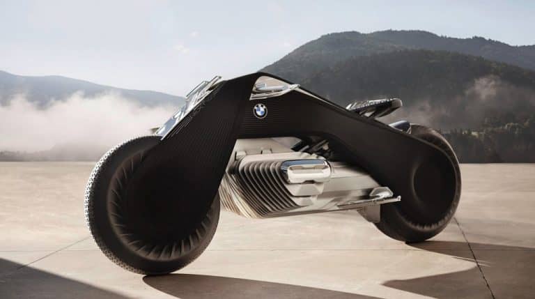 New BMW Motorcycle Can Balance Itself Even Without A Rider