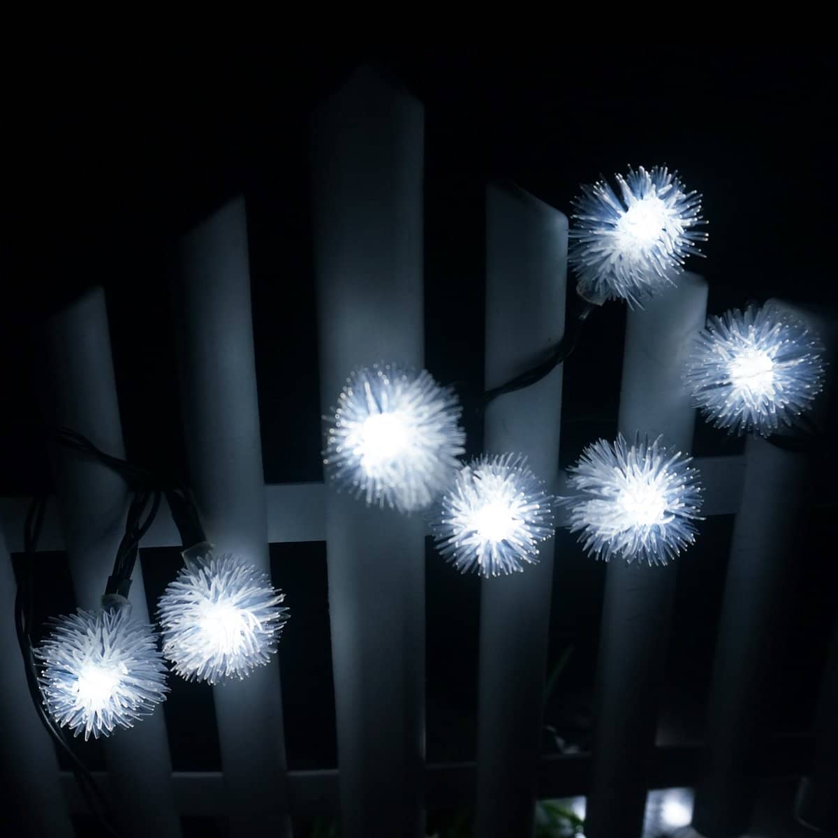 10 Best Solar Powered Christmas Lights