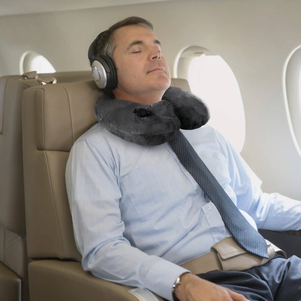 quo inflatable travel pillow