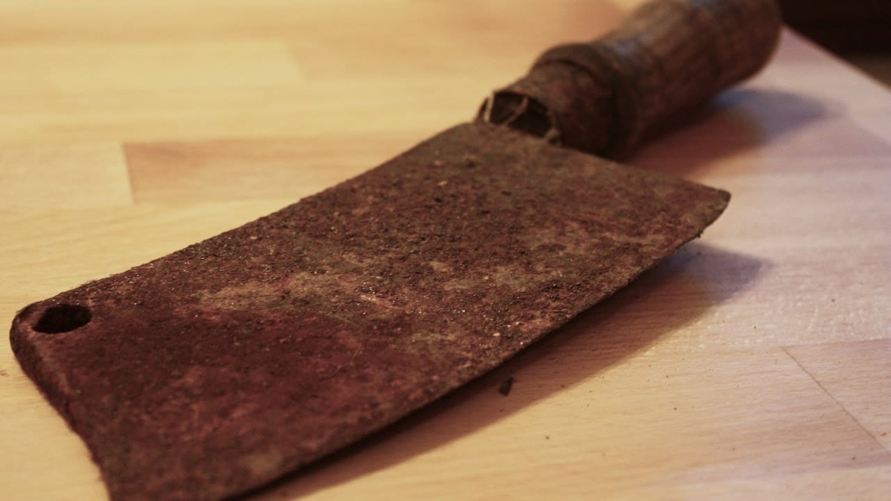 Rusty knife restored