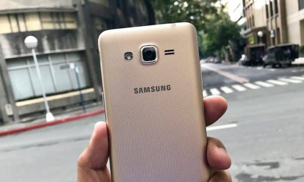 samsung j2 pro folder price original