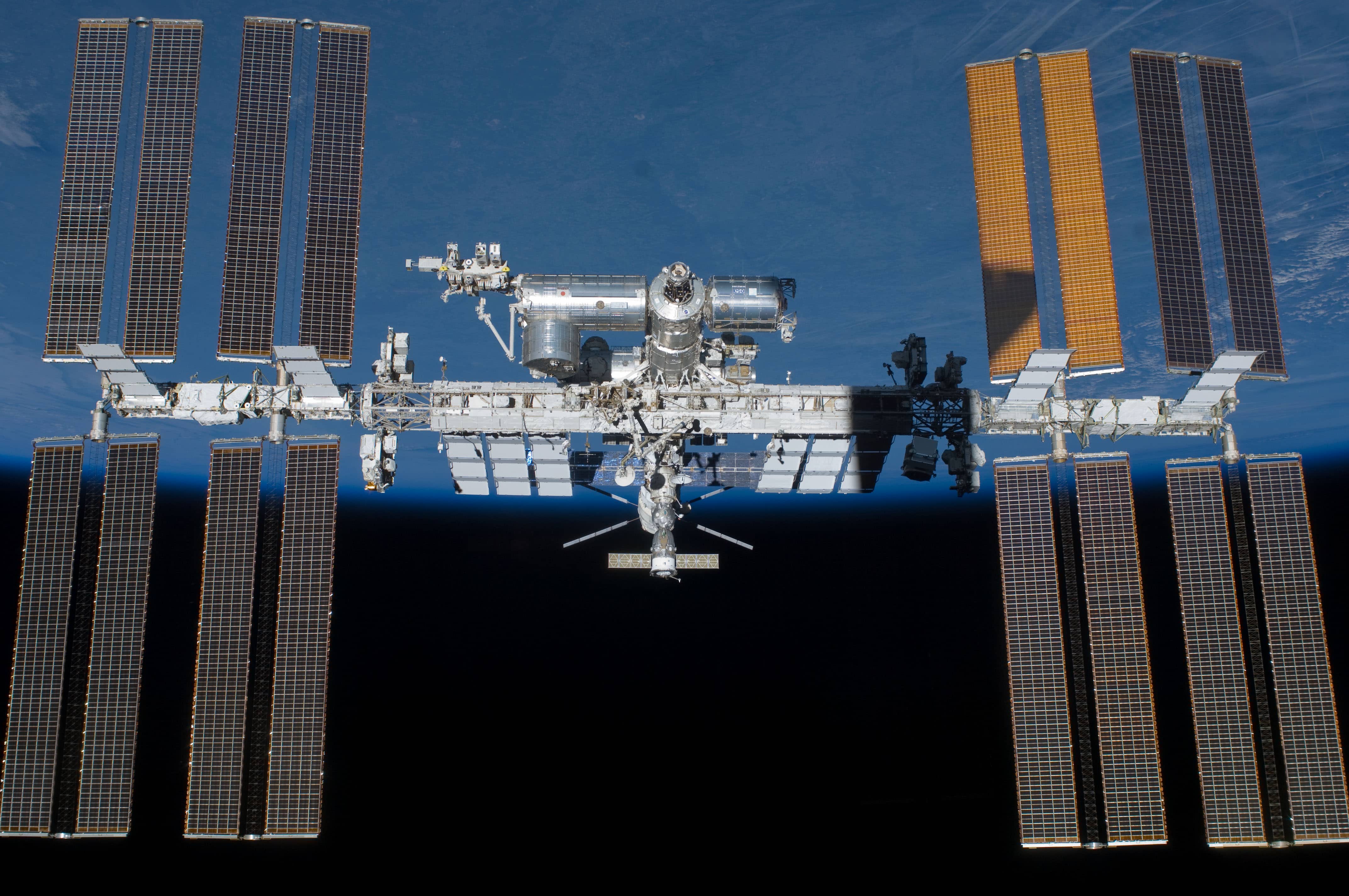 how will interational space station be retired