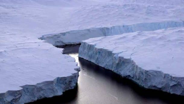 antarctica iceberg size