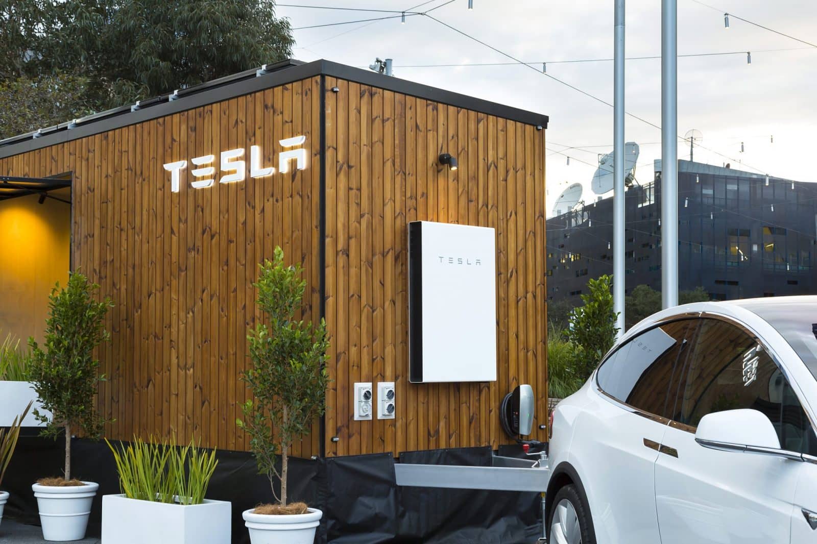 Teslas Futuristic Tiny House Shows Off Its Energy Products