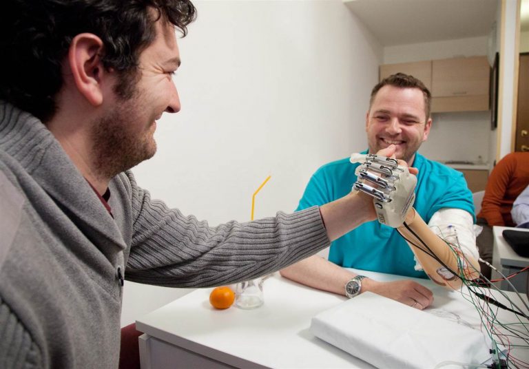 This New Portable Bionic Hand Has The Sense Of Touch