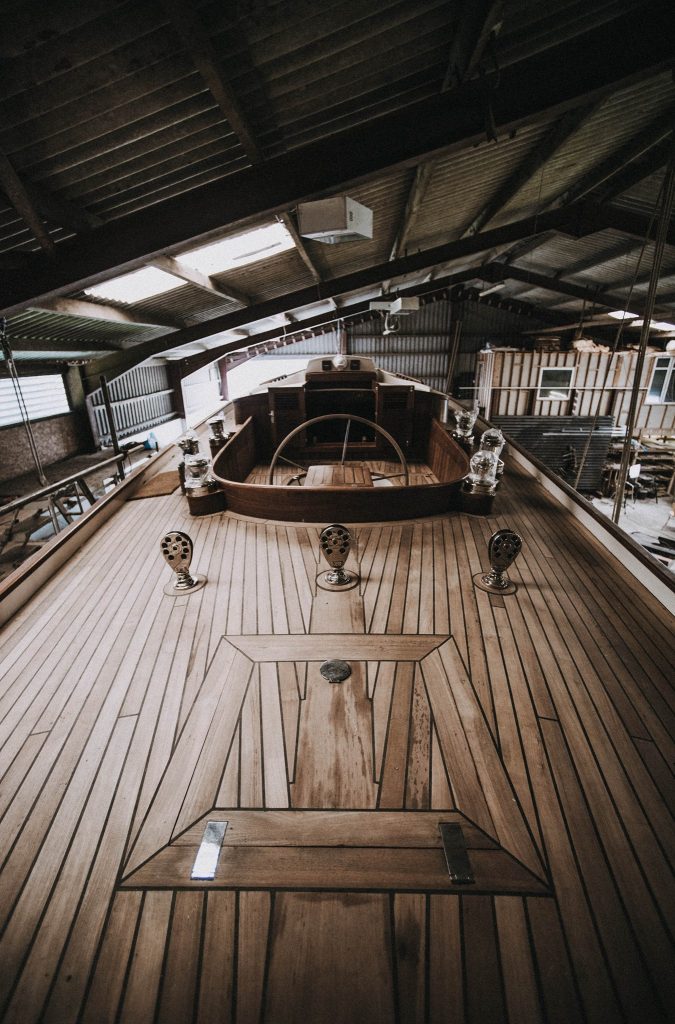 yacht construction wood