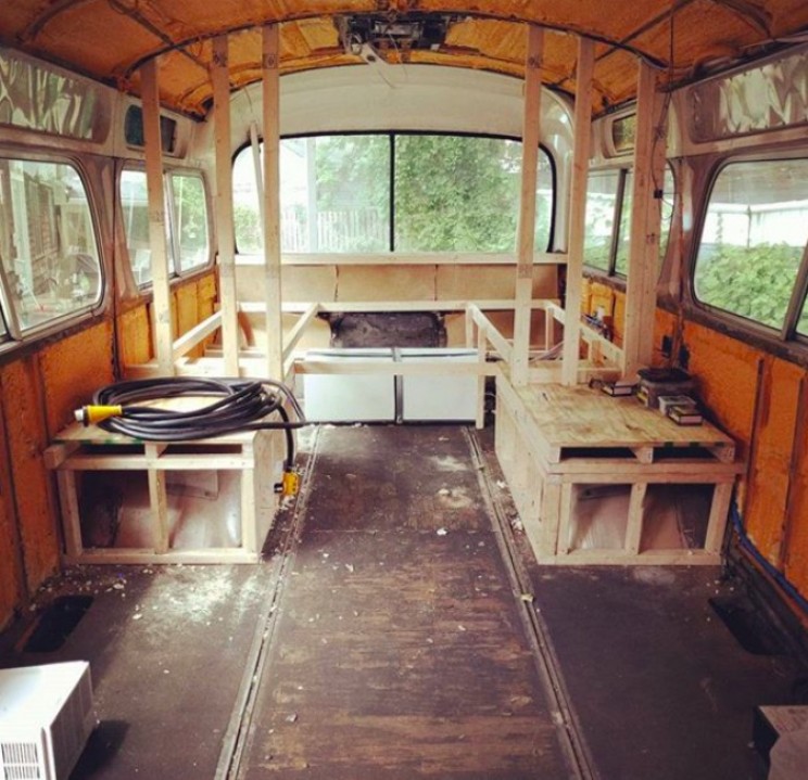 guy buys an old greyhound bus and converts it into an amazing