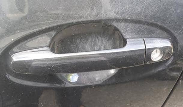 car door handle scratches