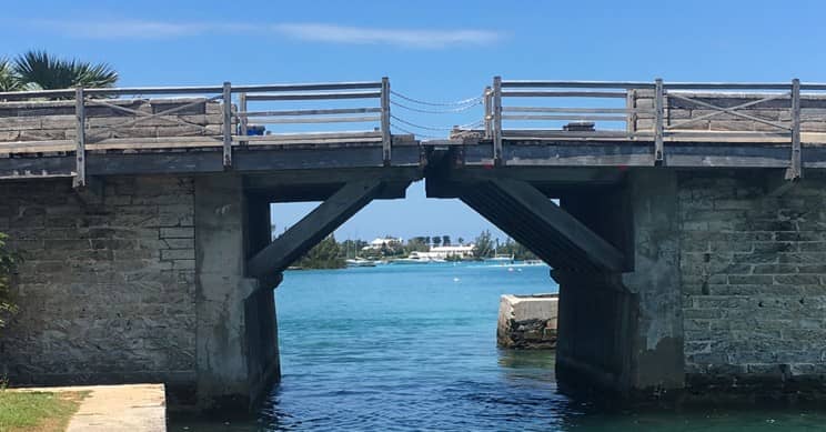 somerset bridge in bermuda