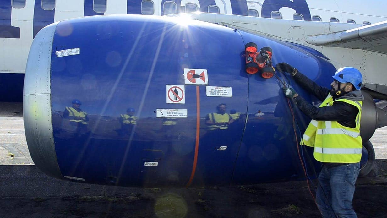 Vortex Robot Climbed A Boeing 737 For Structural Inspection!