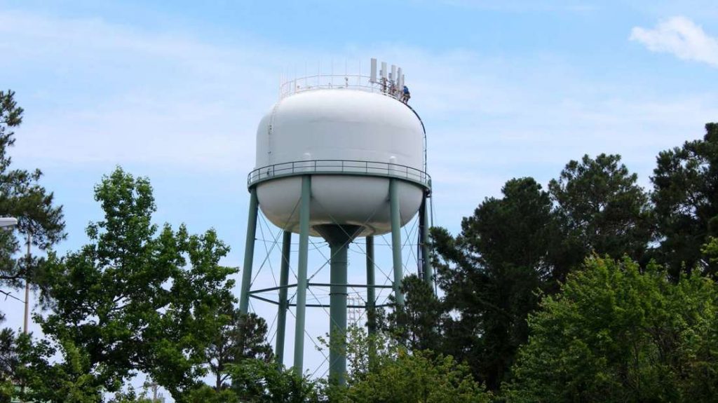 Learn How Water Towers Work Using This Cool Video