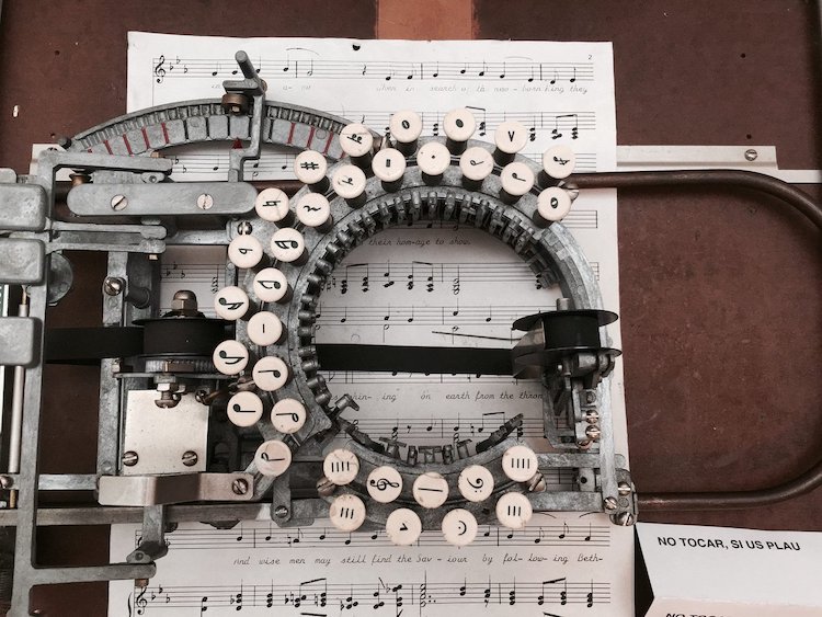 Keaton Music Typewriter From The 1950s Lets You Type Sheet Music