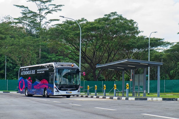 Volvo 7900 Is Volvo’s First Autonomous Electric Bus In Singapore