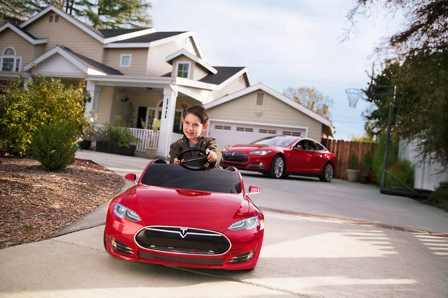 This Tiny Model S By Tesla And Radio Flyer Is A Must For Your Kid!