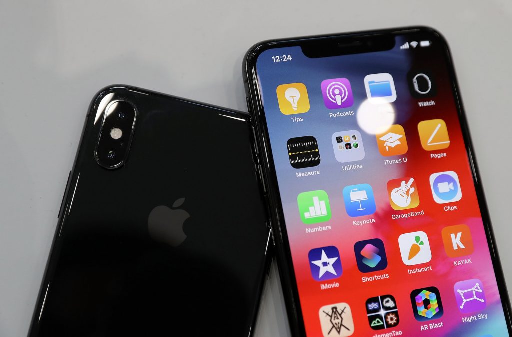 What To Expect From Apple's 2019 iPhones Based On Rumors