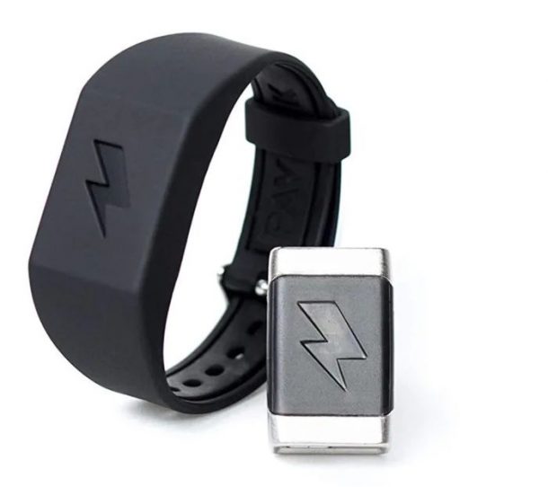 This Bracelet Will Zap You Every Time You Succumb To Bad Hab