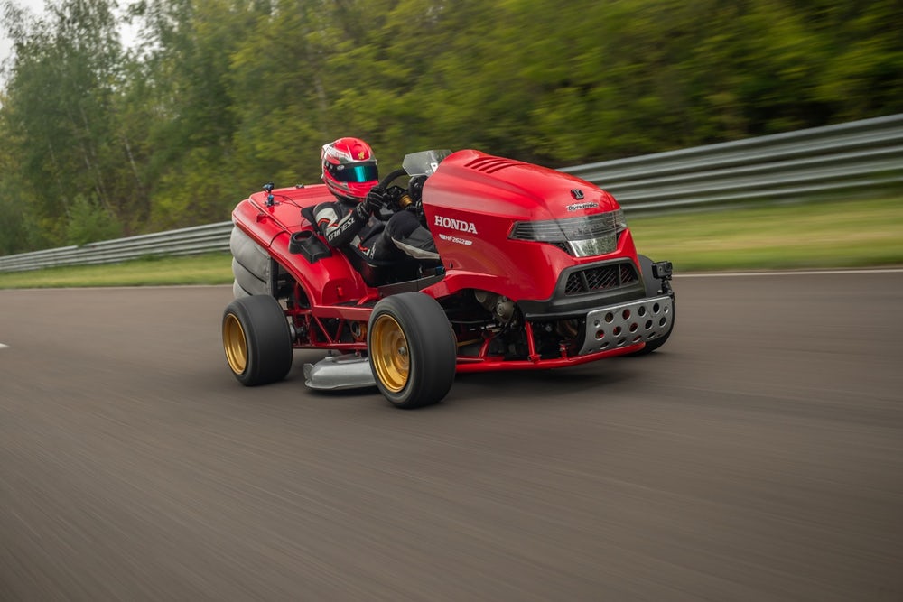 Honda’s Mean Mower V2 Earns The Quickest Acceleration Title