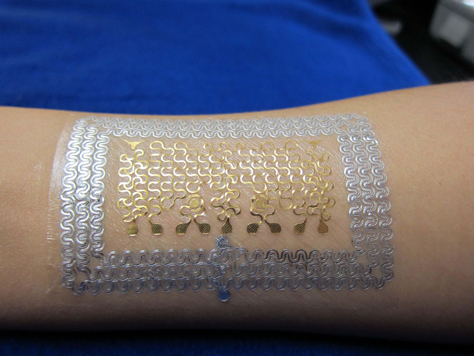 This E-Tattoo Uses Two Sensors For Monitoring The Hearts Of Patients