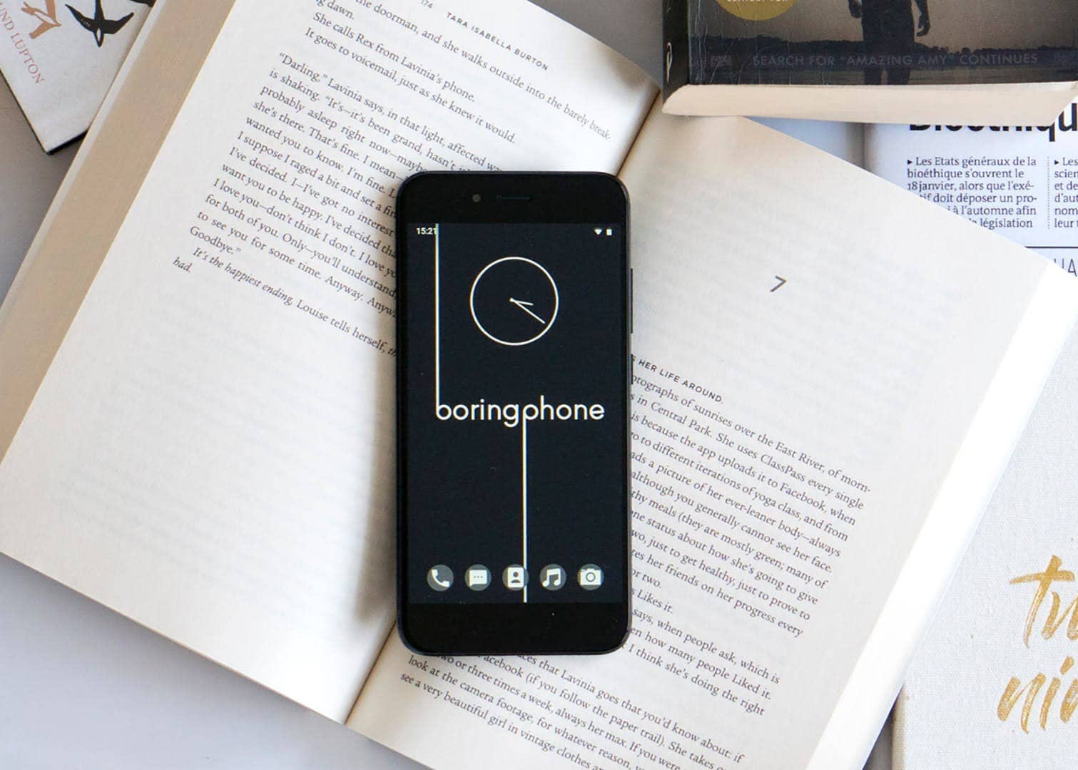 BoringPhone Will Keep Distractions To A Minimum For You