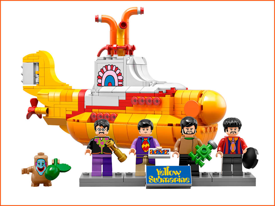 Learn How To Build A LEGO Mini-Submarine In This Video