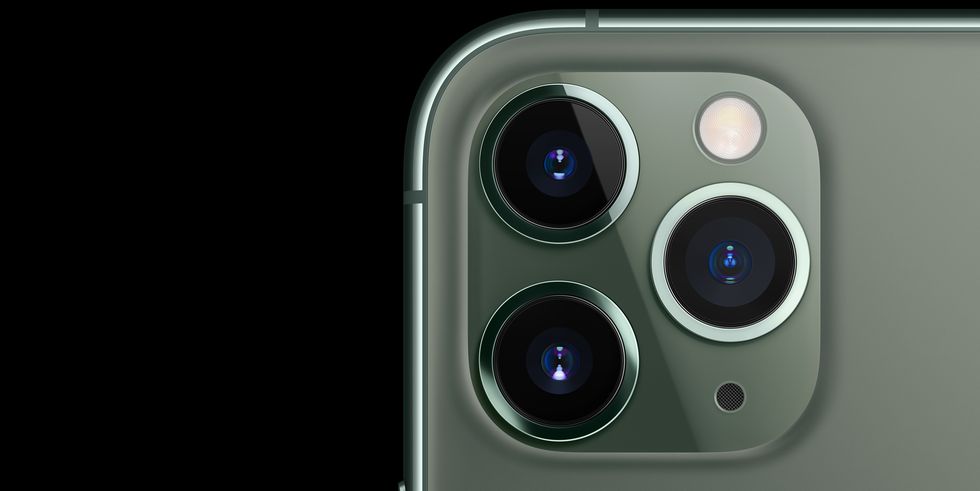 The Triple-Camera Layout Of iPhone 11 Is Funny But Super Powerful