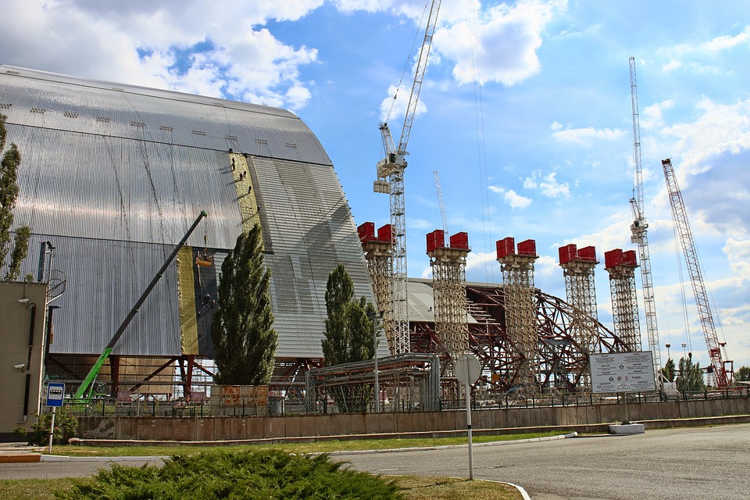 Radioactive Chernobyl Reactor Control Room Is Open For Tourists Now