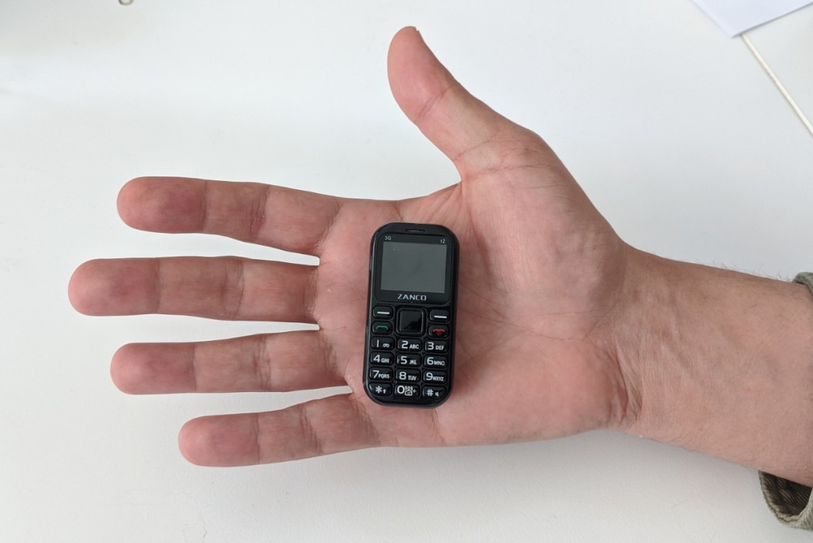 Meet The World’s Smallest 3G Phone The Zanco T2 Wond