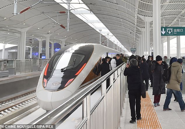 China Unveils Its New Driverless Bullet Train That Can Hit S