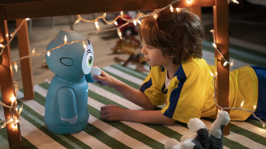 Meet Moxie – A $1,500 Robot That Will Teach Kids