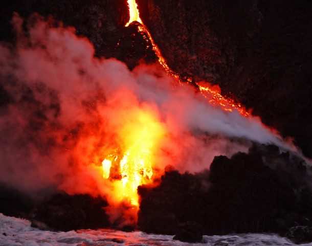 Underwater Volcanoes Generate Enough Energy to Power the Ent