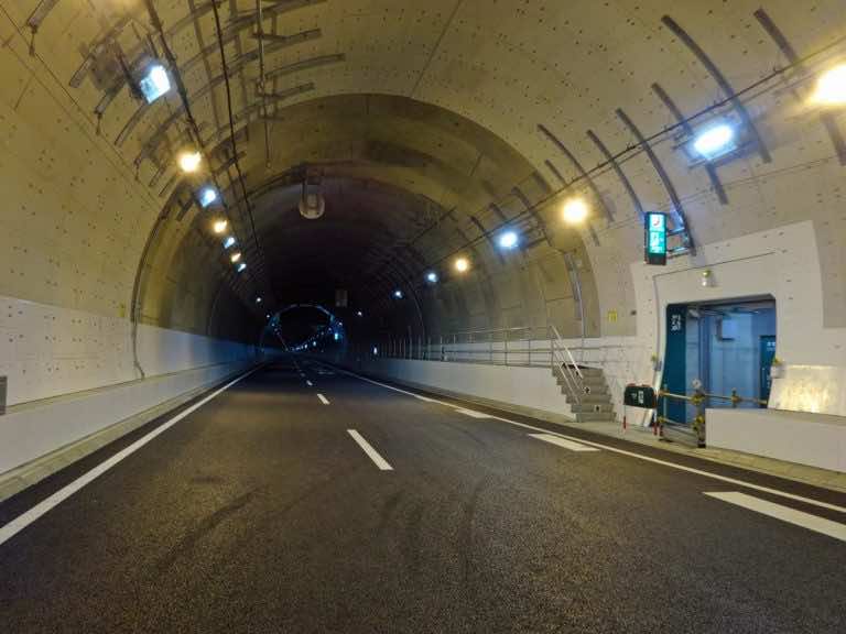 This Road Tunnel In Japan Stretches For Over 18km Below Tokyo