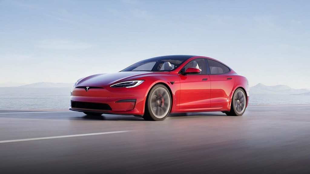 Tesla Model S Plaid Breaks Quarter Mile Record