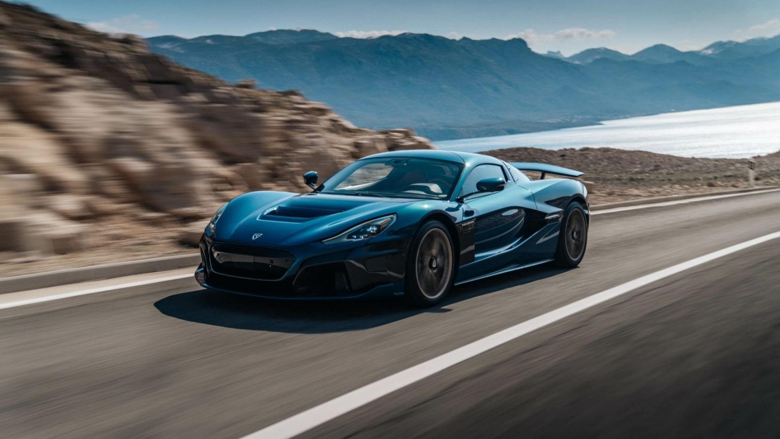 Rimac nevera фото