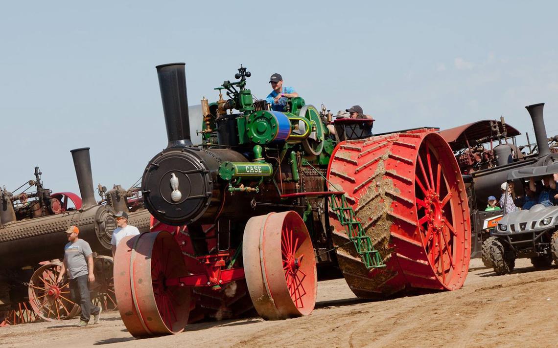 Steam Traction Engine Manufacturers