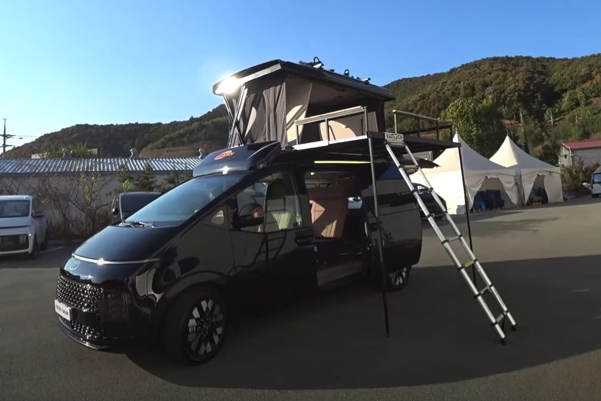 Grand Starex Camper