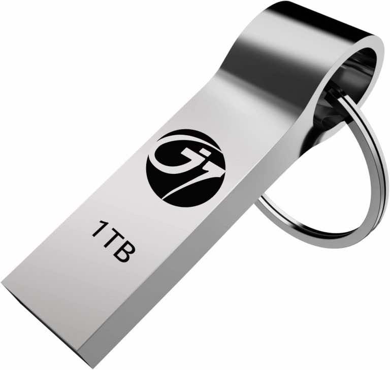 10 Best USB Storage Drives For Tesla Model Y
