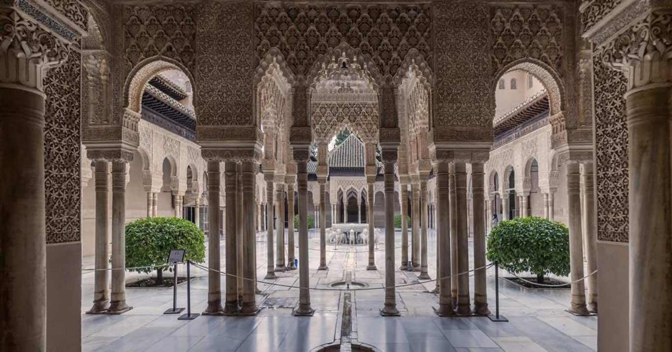 This Famous Golden Palace in Spain Is Turning Purple - And N