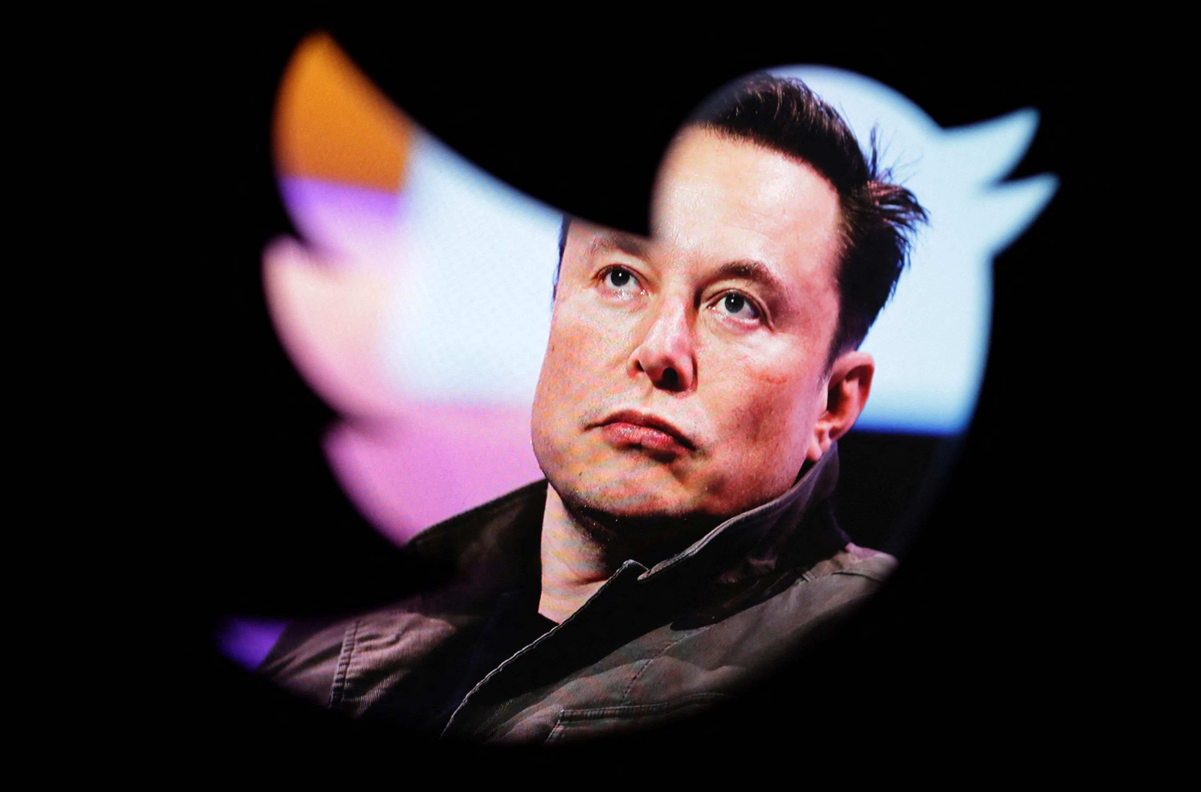 elon-musk-has-brought-along-50-tesla-employees-to-twitter