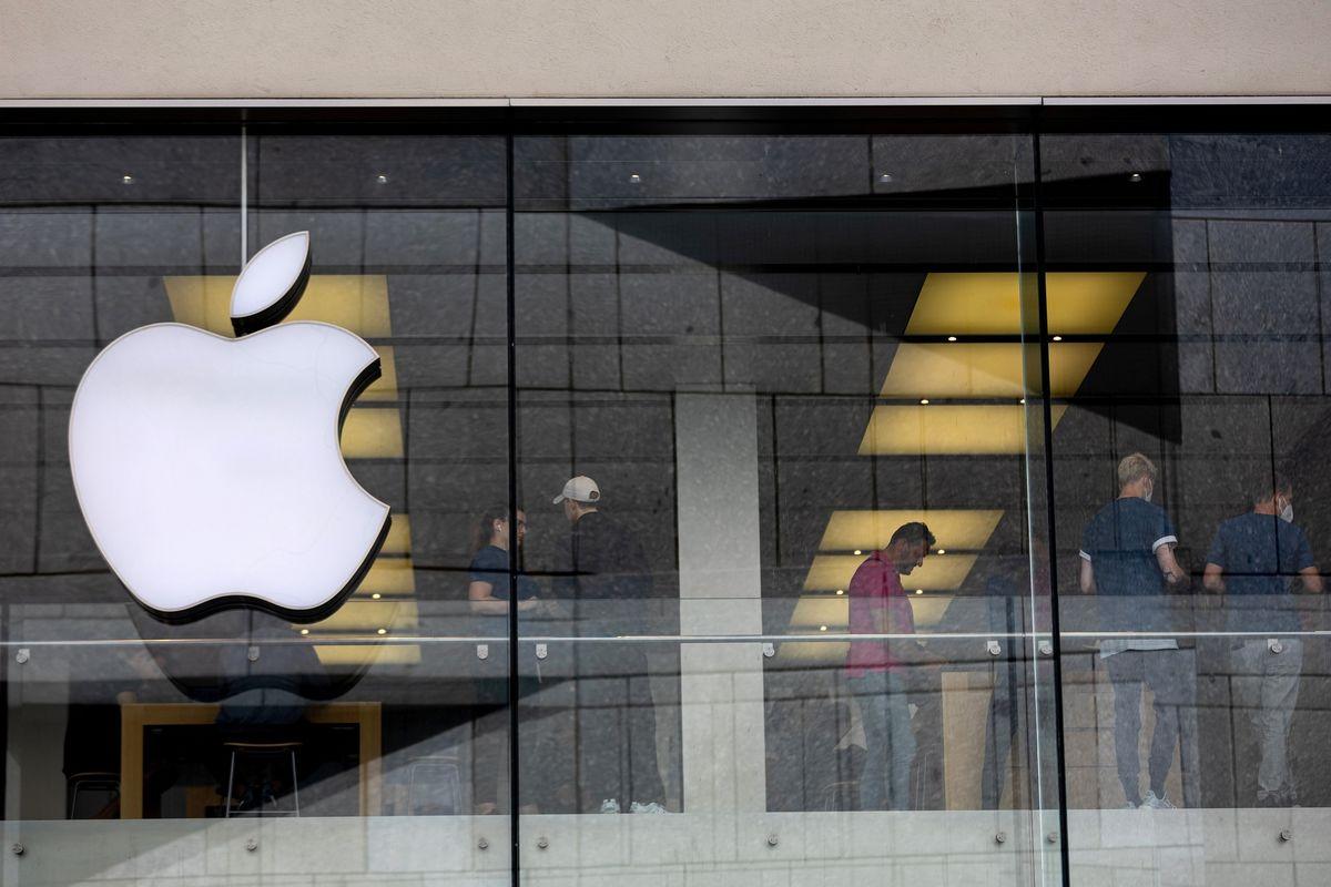 Woman Gets Locked Out Of Apple Account And Loses $10K, Says