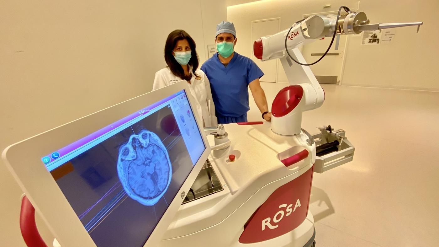 This New Robot Assisted Brain Surgery Could Help Treat Epile 