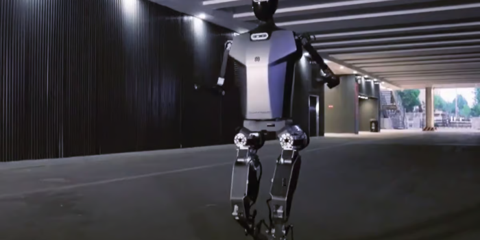 China's Humanoid Robot Conquers 134 Tricky Steps Without S